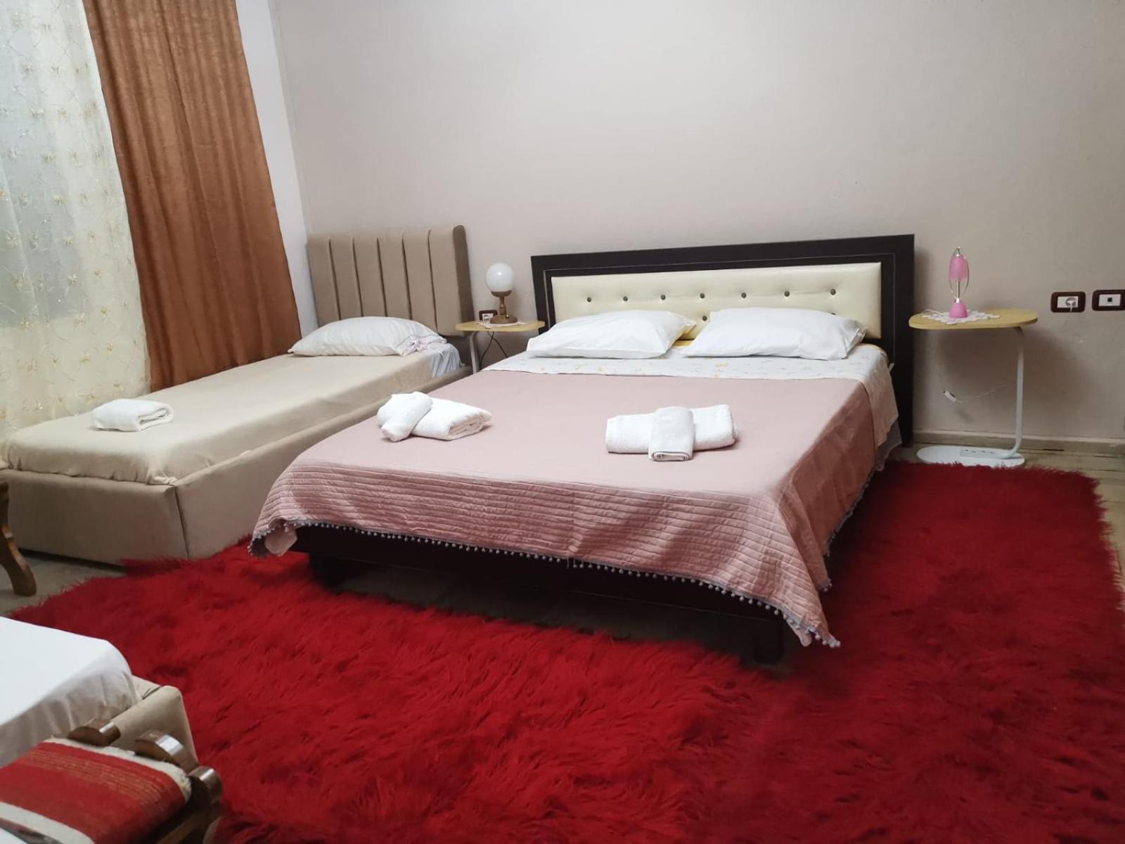 Ledi'S Apartment Гірокастра Екстер'єр фото